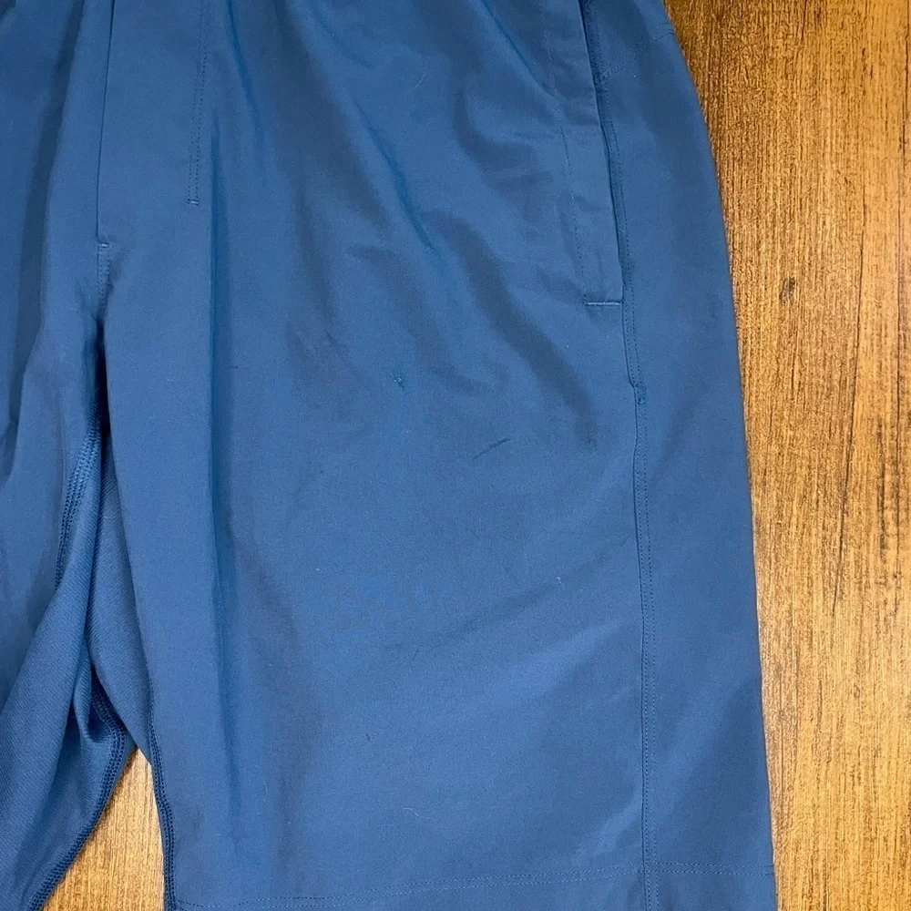 Lululemon Mens T.H.E Short Luxtreme Lined 9”